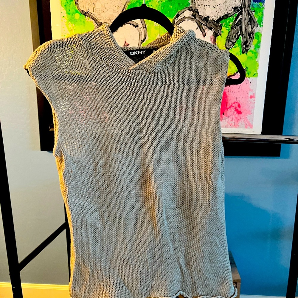 DKNY woven lightweight sleeveless hooded sweater
